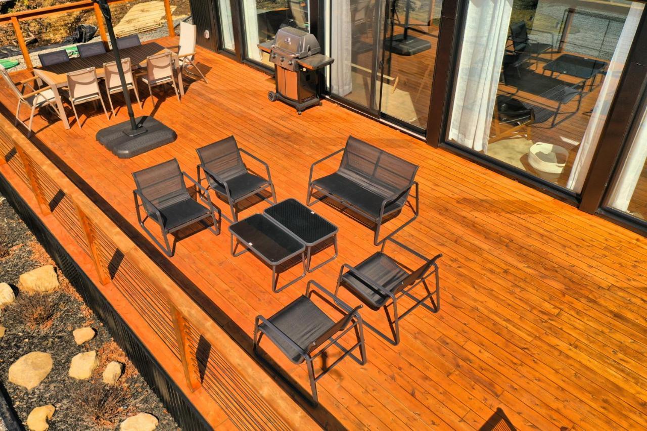 Kallm-Mont-Tremblant Chalet With Hot Tub, Pond & Beach On Private 7Acre Estate Lac-Superieur المظهر الخارجي الصورة